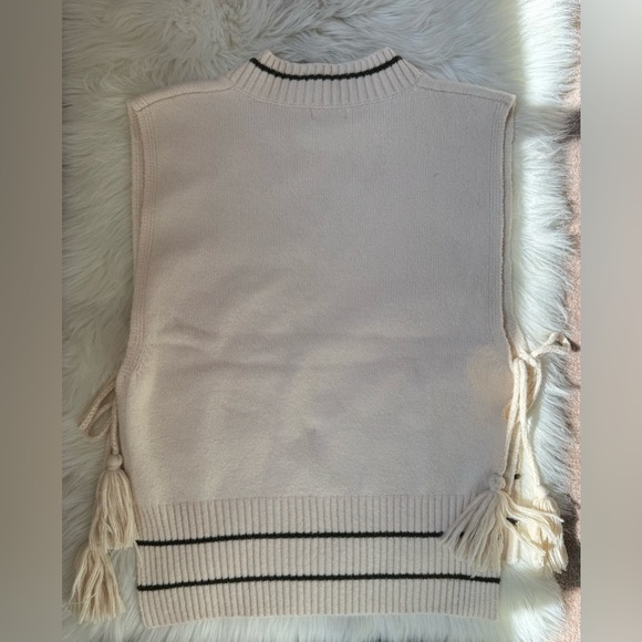 Free People All Star Stripe Poncho Cream Knit Sweater Vest Black Stripes - Picture 4 of 5